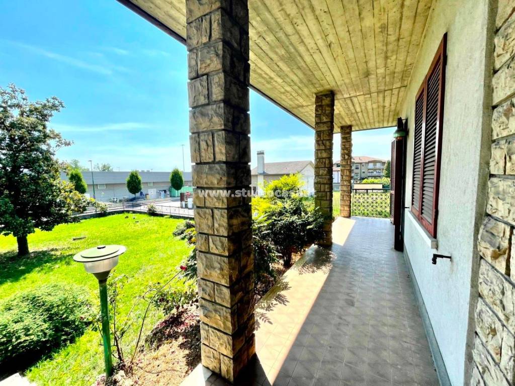 Villa a Ghisalba in Via Rossini 2 Ghisalba - Foto 4