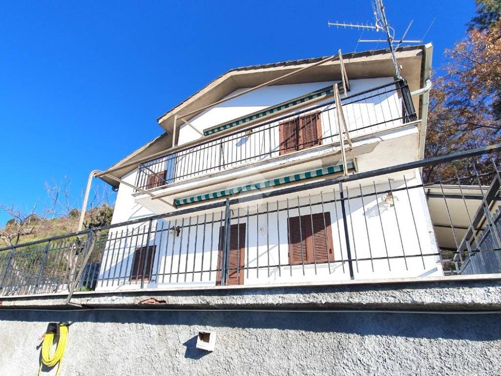 Villa a Serrone in Via delle Ginestre, 8 - Foto 2