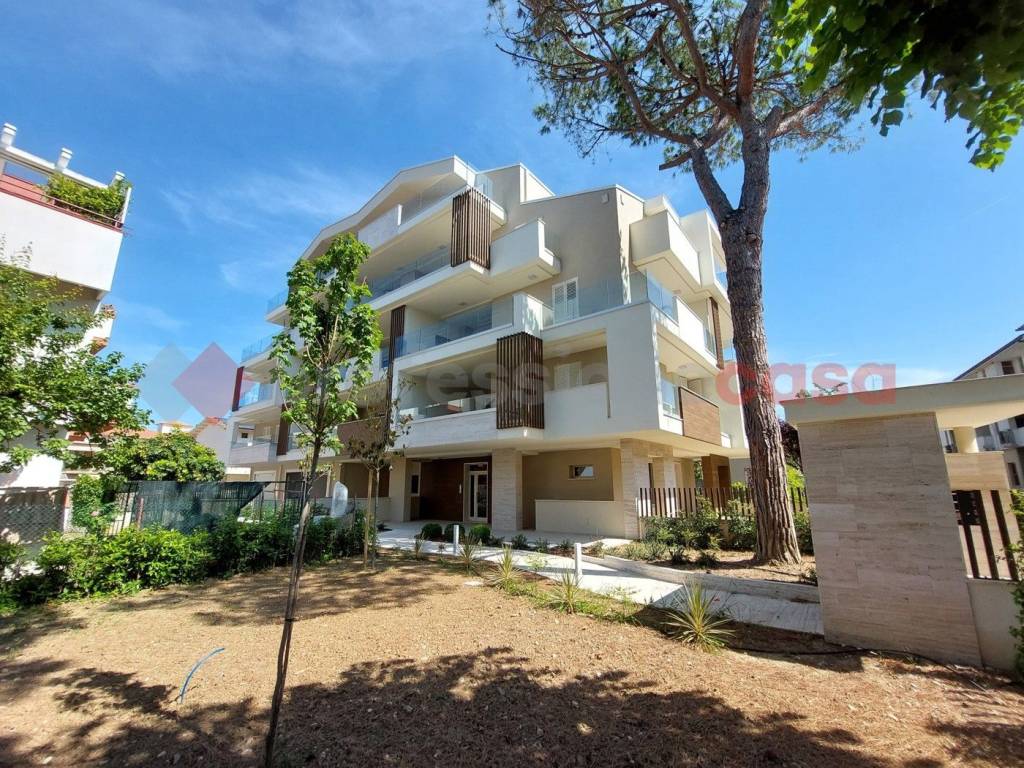 Appartamento a Tortoreto in Via Archimede - Foto 2