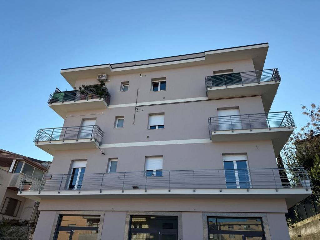 Appartamento a Pescara in VIA ARAPIETRA , . - Foto 3