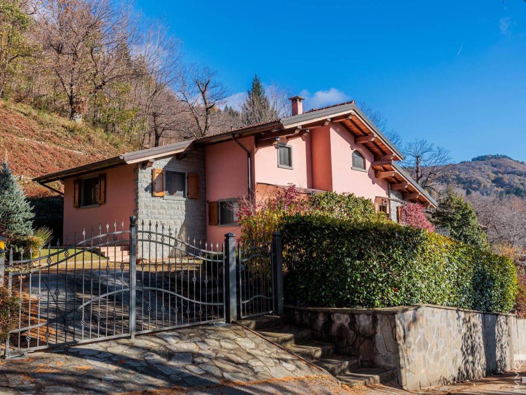 Villa a Abetone cutigliano in Via Le Cavi - Foto 2