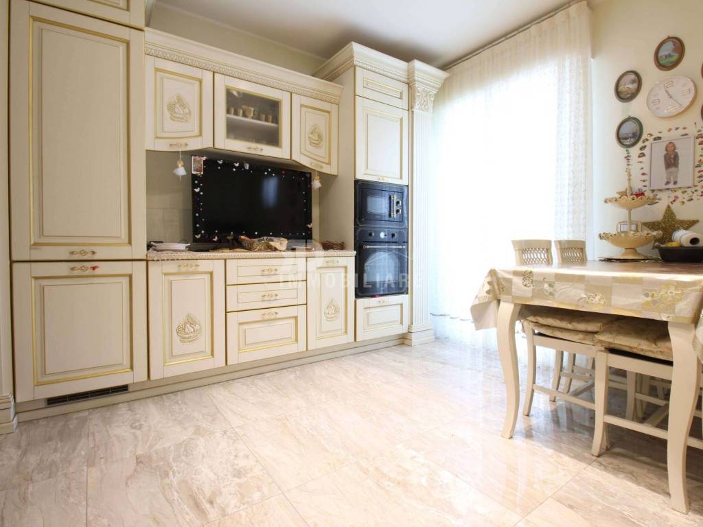 Appartamento a Riccione in Viale San Martino, 10 - Foto 4