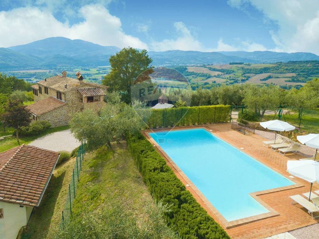 Rustico / casale a Gubbio in MONTE LOVESCO, 0 - Foto 2