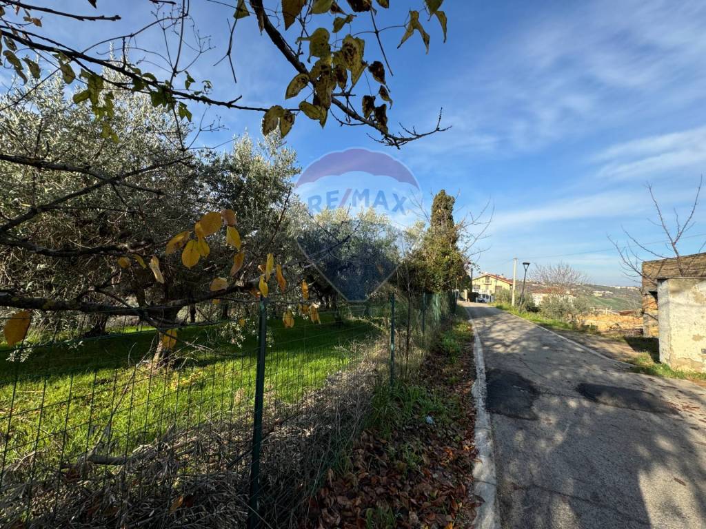 Terreno a Lanciano in Contrada Santa Liberata - Foto 5