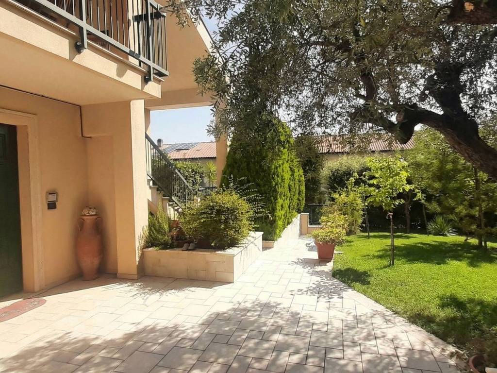 Villa a Recanati in Via Pintura del Braccio - Foto 3
