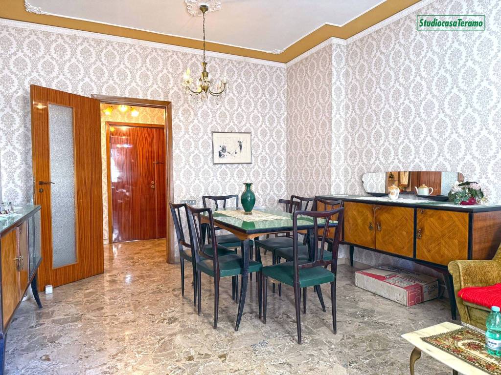 Appartamento a Teramo in Viale Giovanni Bovio - Foto 3