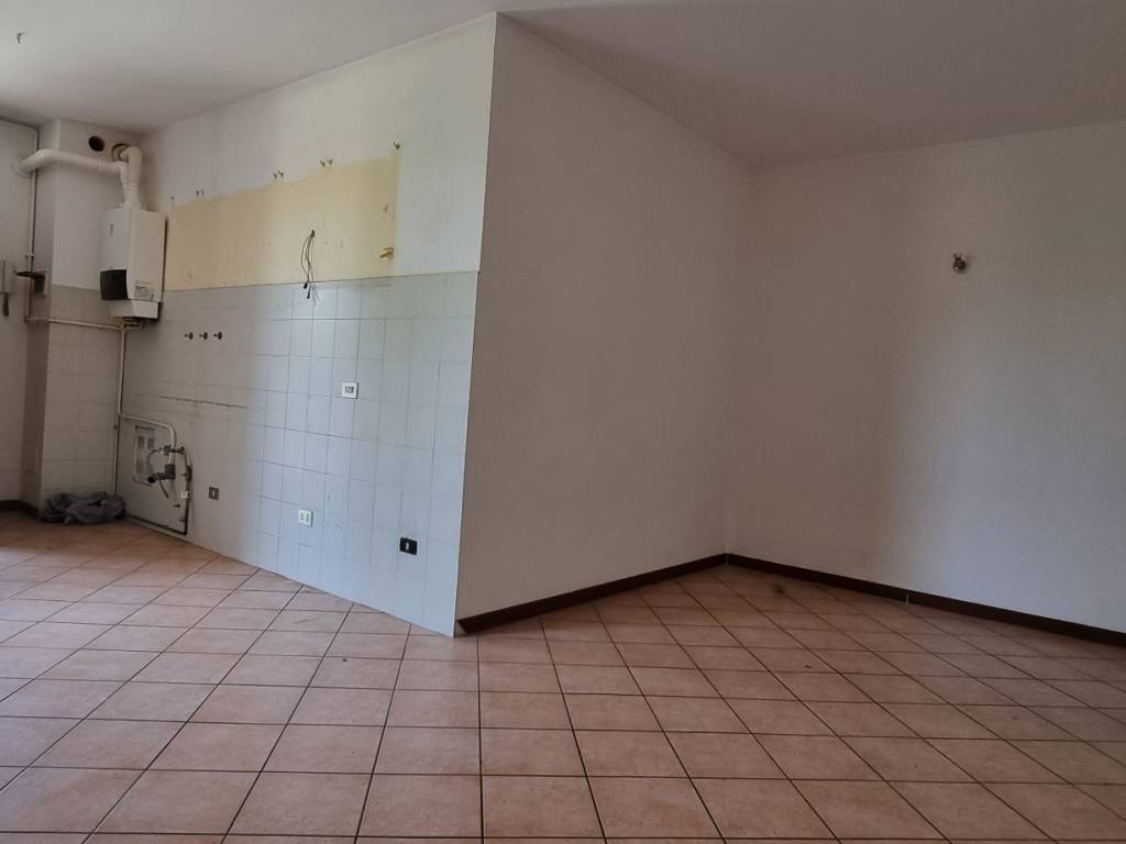 Appartamento a Barzanò in Via Giuseppe Garibaldi, 96 - Foto 3
