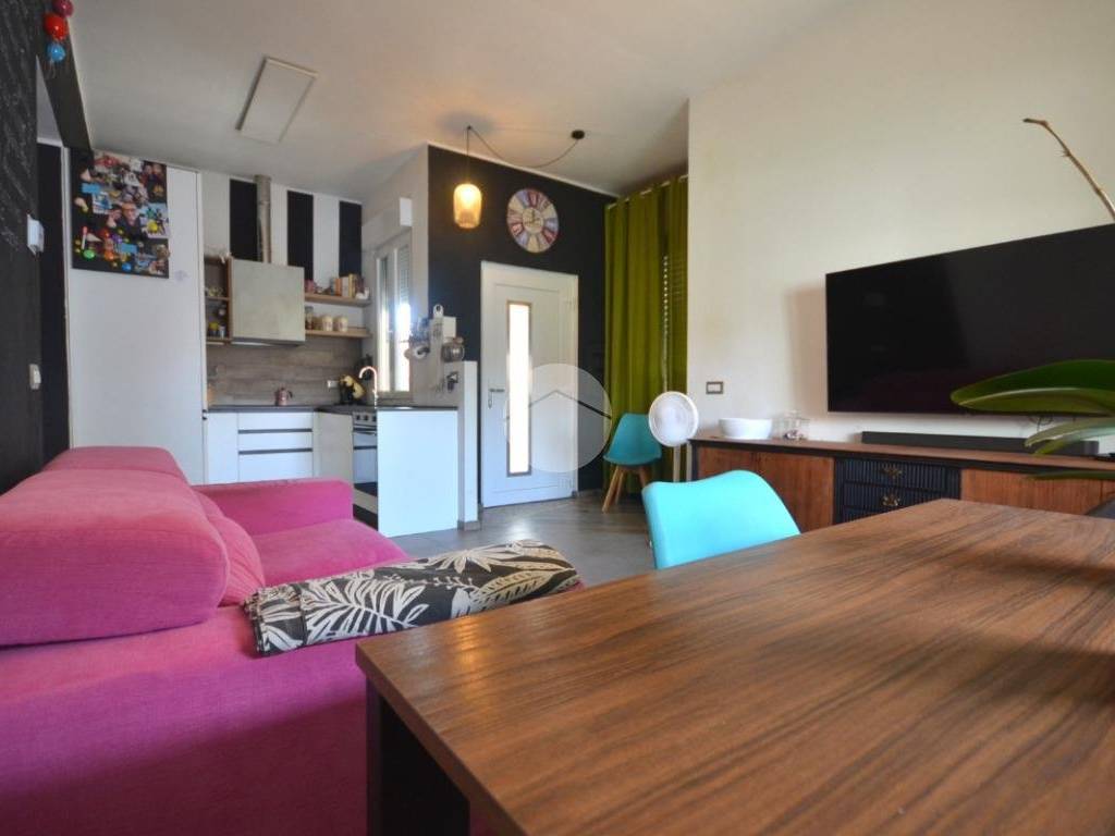 Villa a Uboldo in Via Monte Rosa, 17 - Foto 2