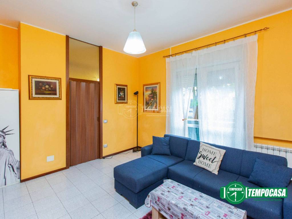 Appartamento a Castellanza in Viale Don Minzoni 28/1 e 2 - Foto 2