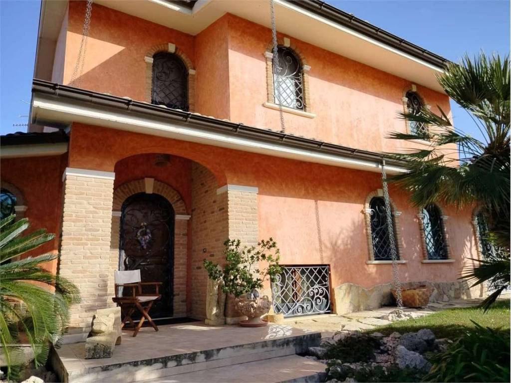 Villa a Treglio in via della fontana, 1 - Foto 3