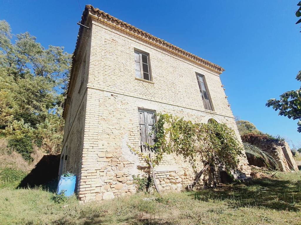 Rustico / casale a Colonnella in contrada san martino - Foto 4