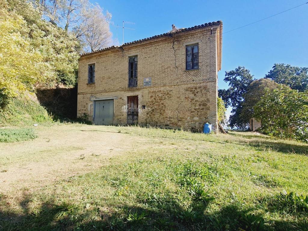 Rustico / casale a Colonnella in contrada san martino - Foto 5