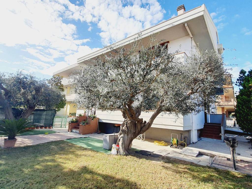 Casa indipendente a Tortoreto in via muracche II, 26 - Foto 3