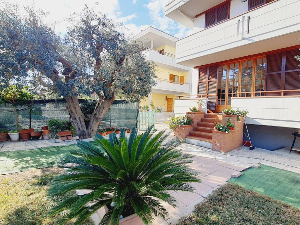Casa indipendente a Tortoreto in via muracche II, 26 - Foto 4