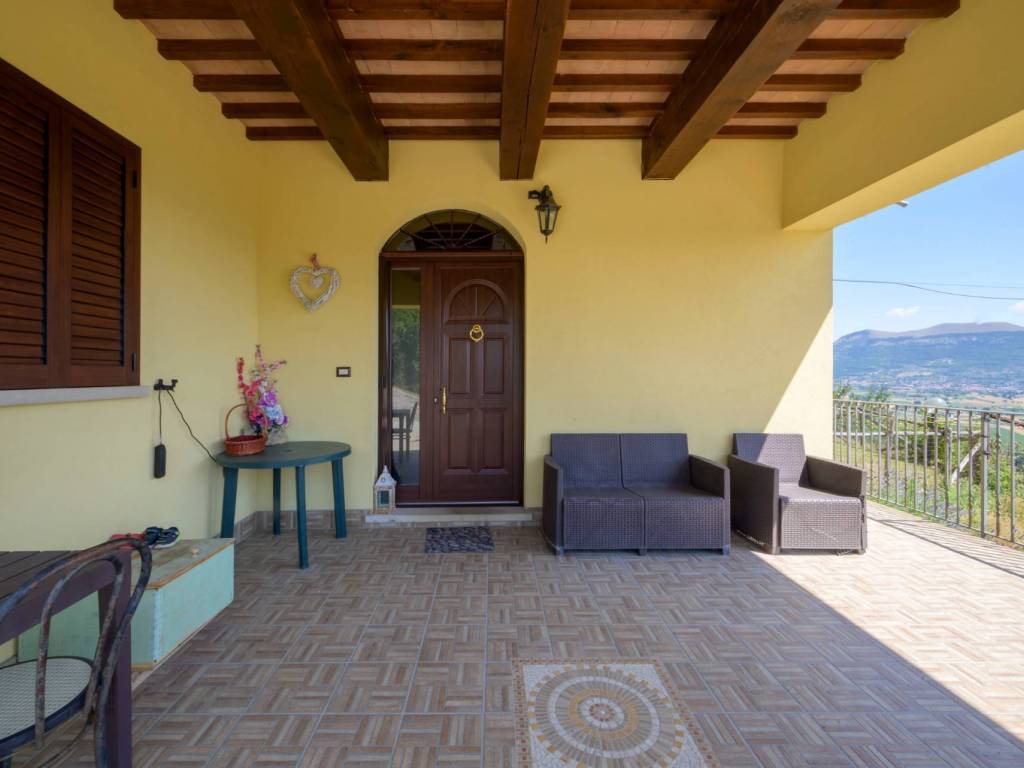 Casa indipendente a Gubbio in Fraz. Monteluiano - Foto 4