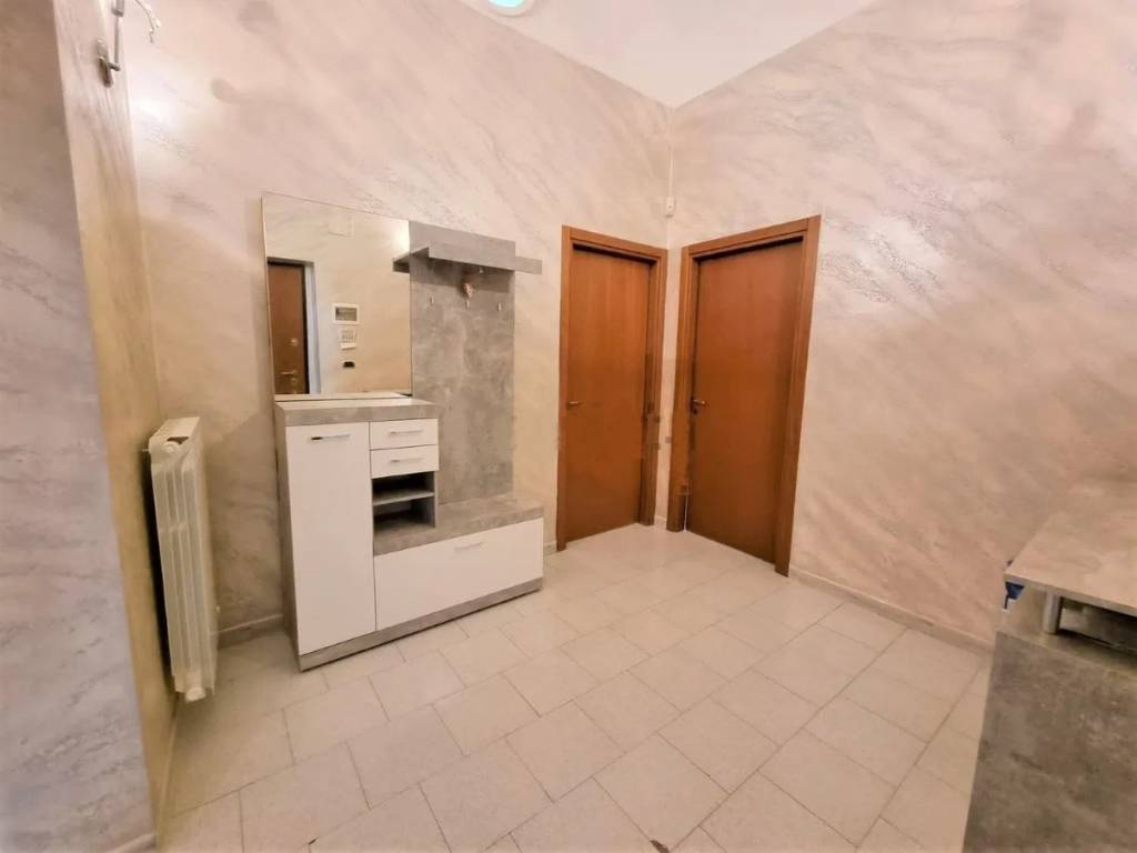 Appartamento a Taranto in Via Giovanni Giovine, 21 - Foto 4