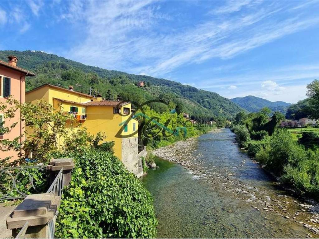 Villa a Bagni di lucca in Via Lima-Fornoli, 69 - Foto 2