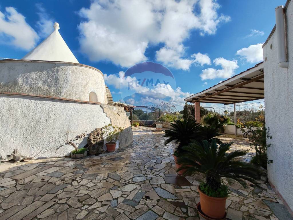 Rustico / casale a Ostuni in CONTRADA SALINOLA - Foto 3