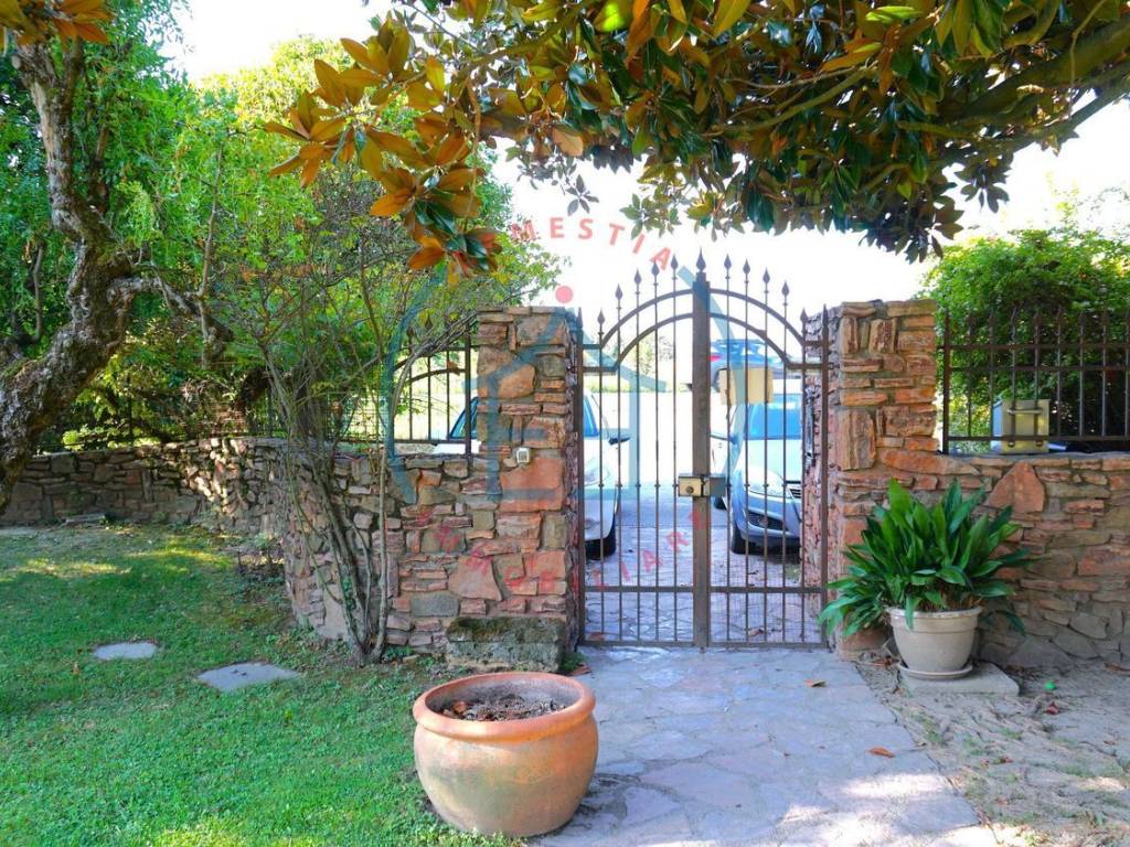 Villa a Borgo veneto in Via Roma, 1 - Foto 2