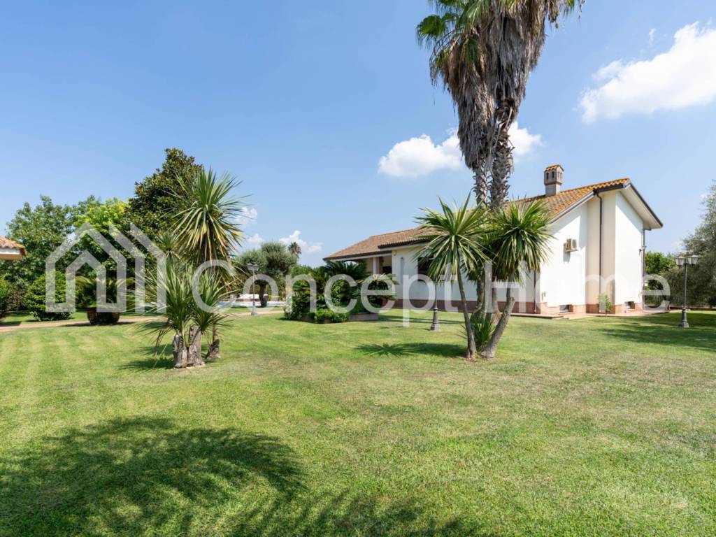 Villa a Aprilia in Via Scilla, 24 - Foto 5