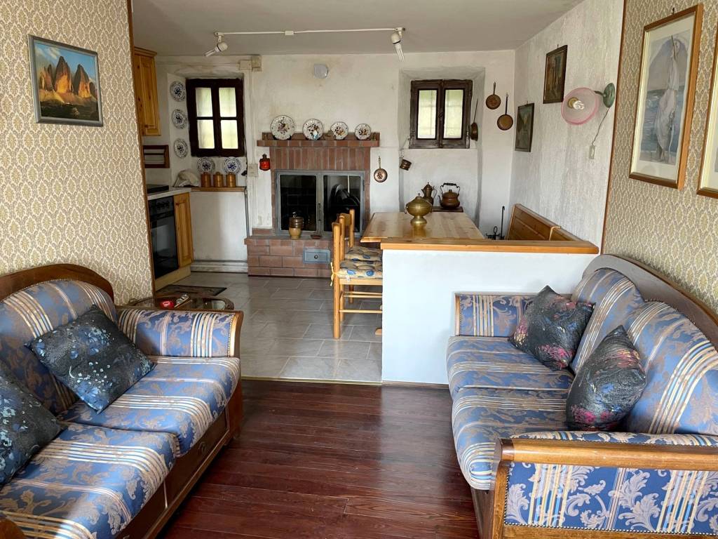 Casa indipendente a Valdilana in Borgata Capomosso, 68 - Foto 2