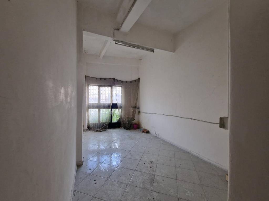 Immobile a Salerno in Via G. Pomponio Leto, N. 25/B - Foto 3