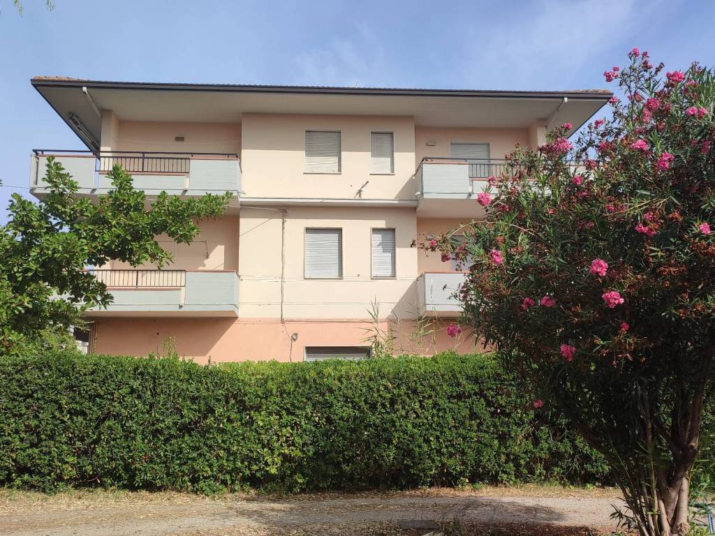 Villa a Silvi in Via Roma, 355 - Foto 2