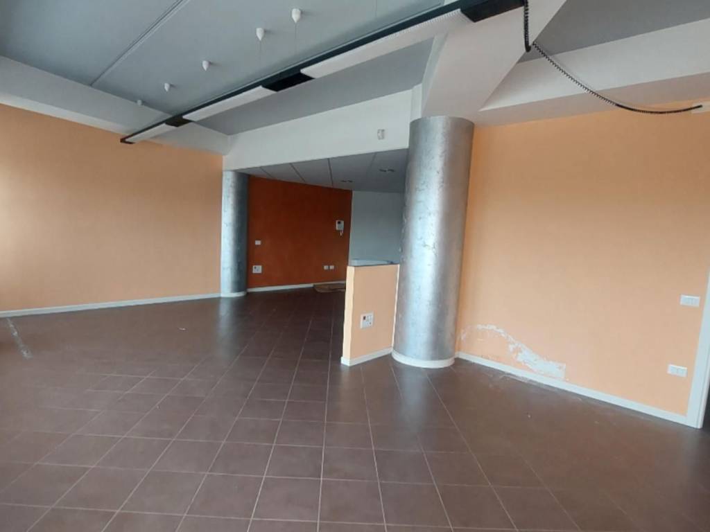 Immobile a Avezzano in Piazza J. F. Kennedy, N. snc - Foto 3