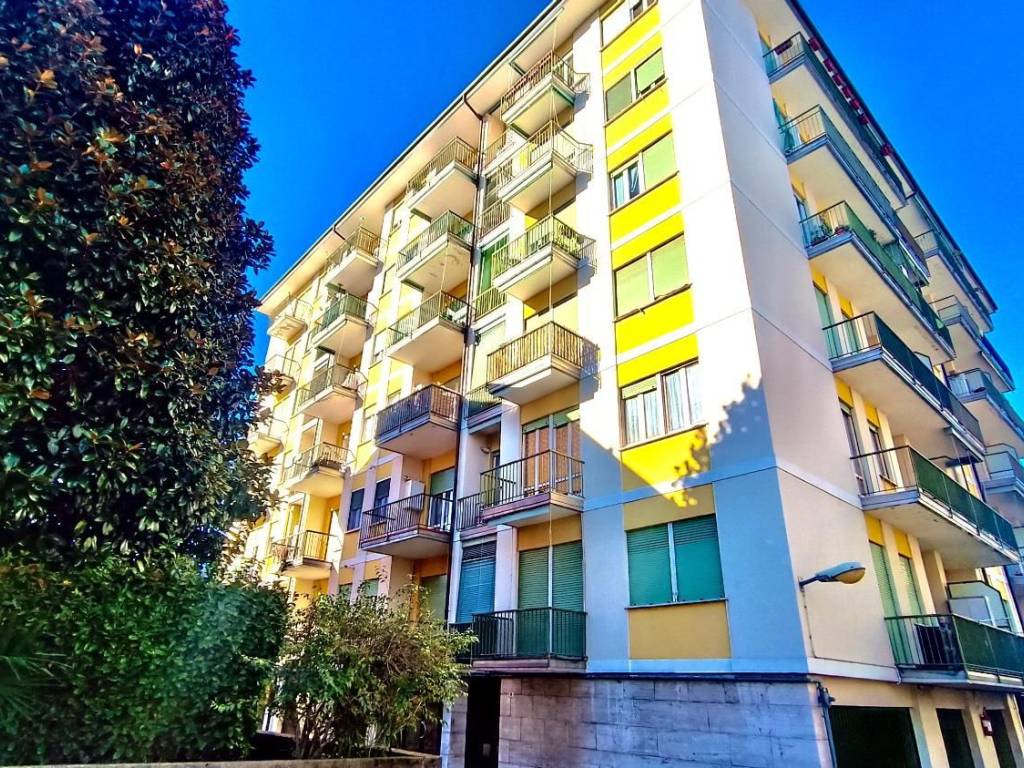 Appartamento a Arona in Via carosio - Foto 3