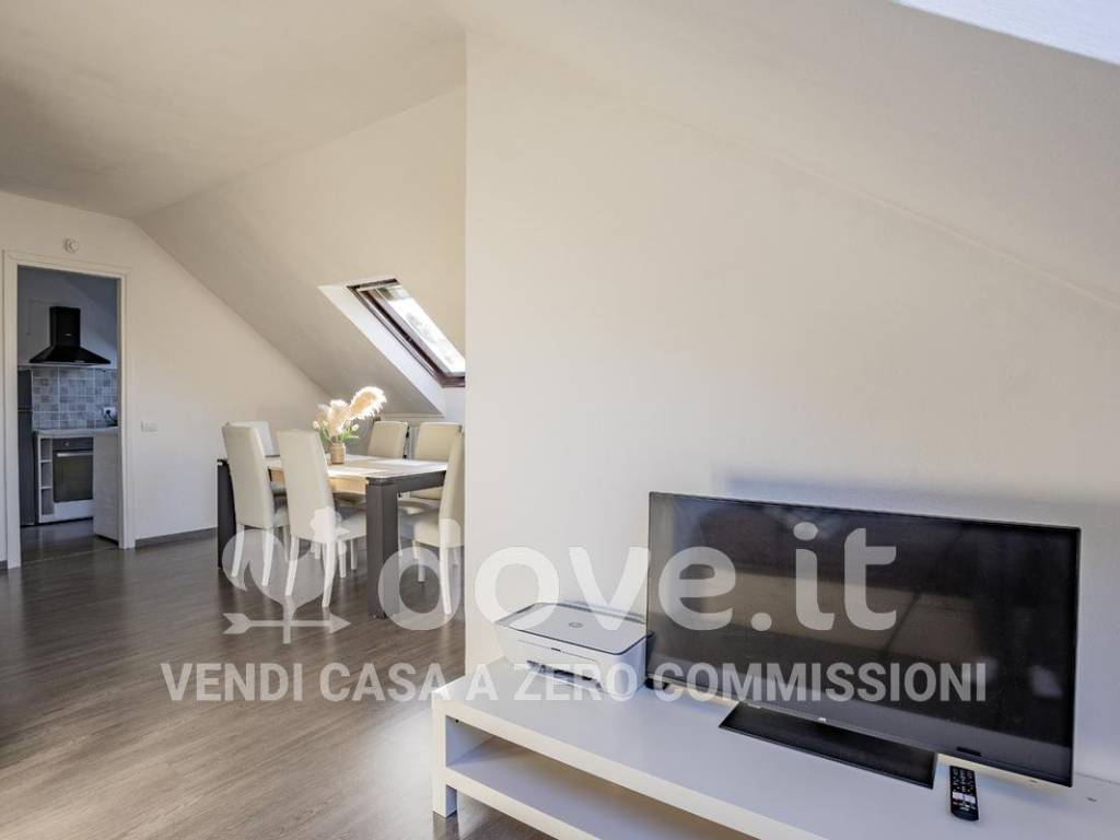 Appartamento a Cuveglio in Via Battaglia San Martino, 14 - Foto 3