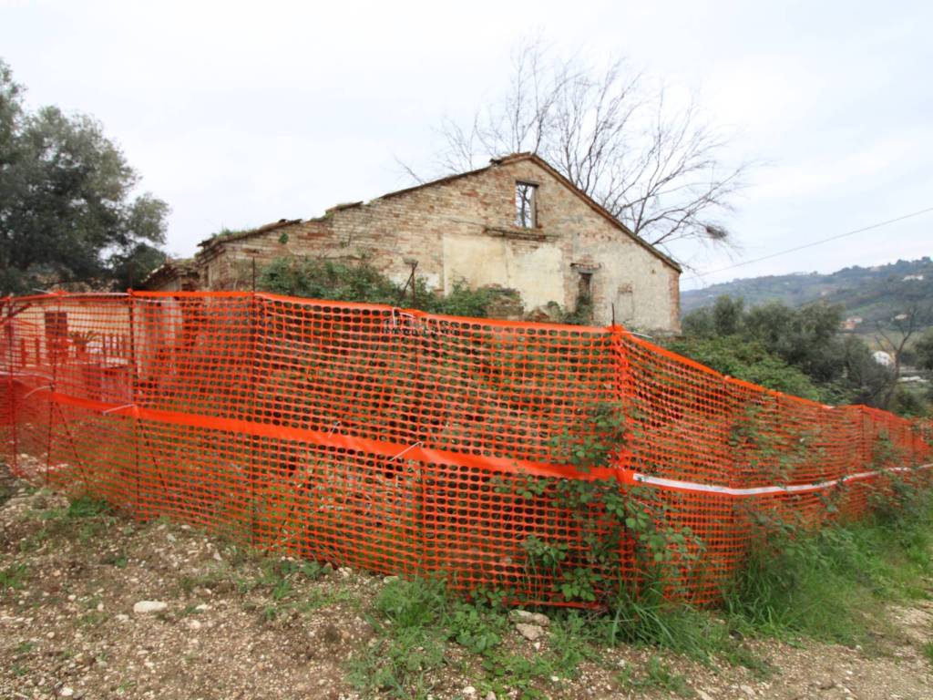 Rustico / casale a Massignano in contrada piana santi - Foto 5