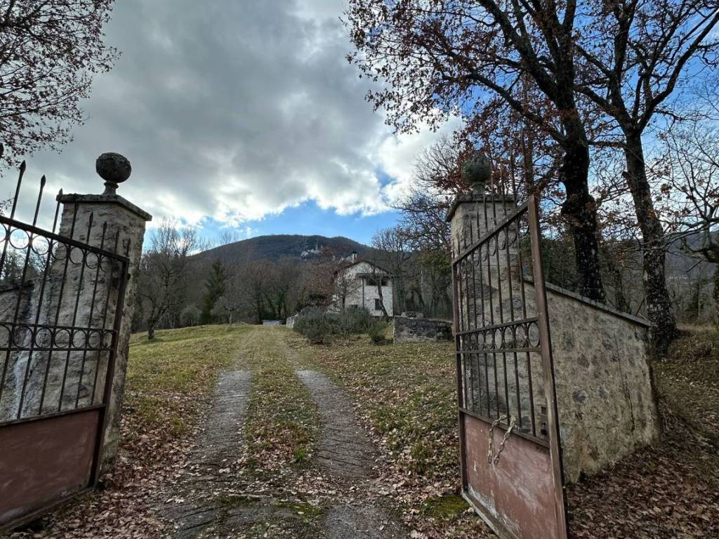 Rustico / casale a Greccio in strada comunale della cenciara limiti di greccio - Foto 2