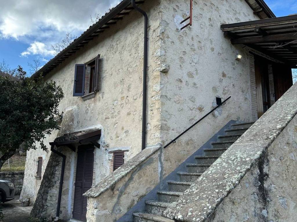 Rustico / casale a Greccio in strada comunale della cenciara limiti di greccio - Foto 5