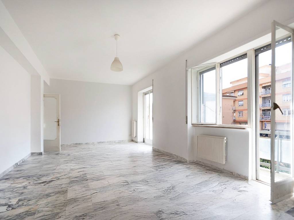Appartamento a Viterbo in Via Adolfo Marini, 15 - Foto 4