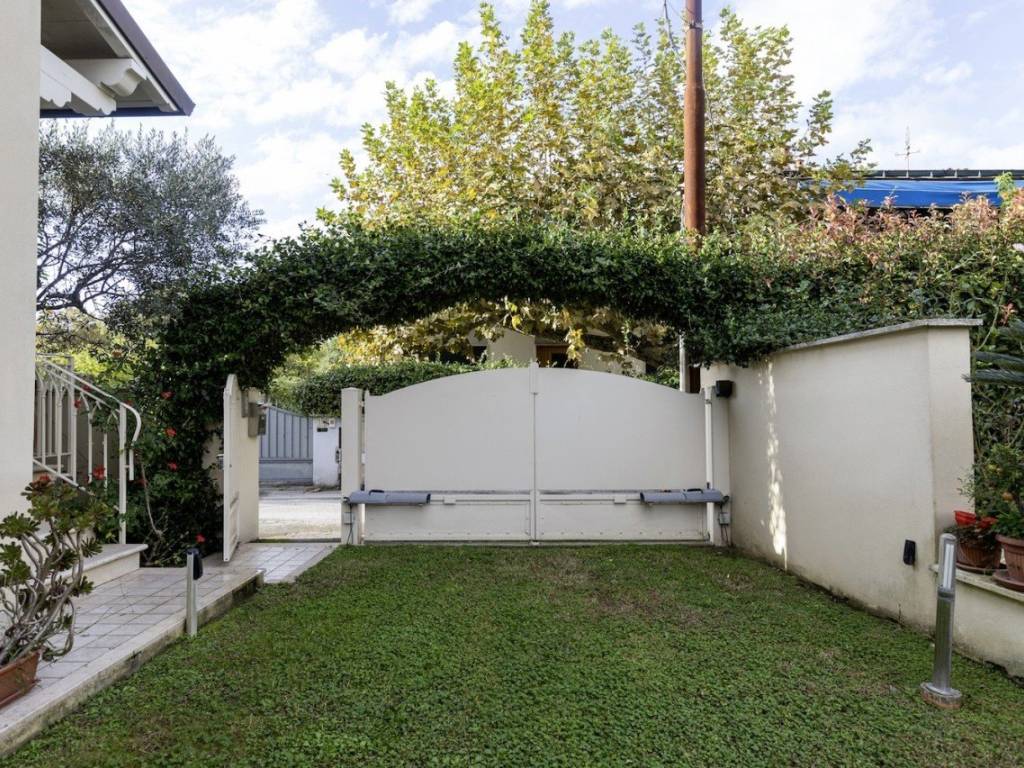 Villa a Camaiore in Via della gronda, 200 - Foto 4