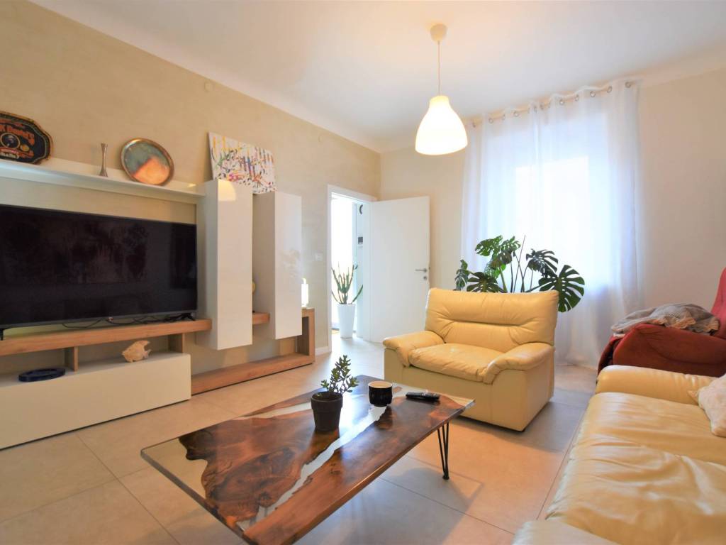 Appartamento a Porto san giorgio in Borgo Andrea Costa 236 - Foto 3