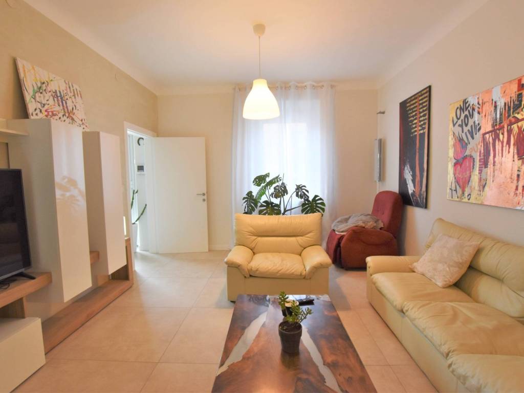 Appartamento a Porto san giorgio in Borgo Andrea Costa 236 - Foto 4