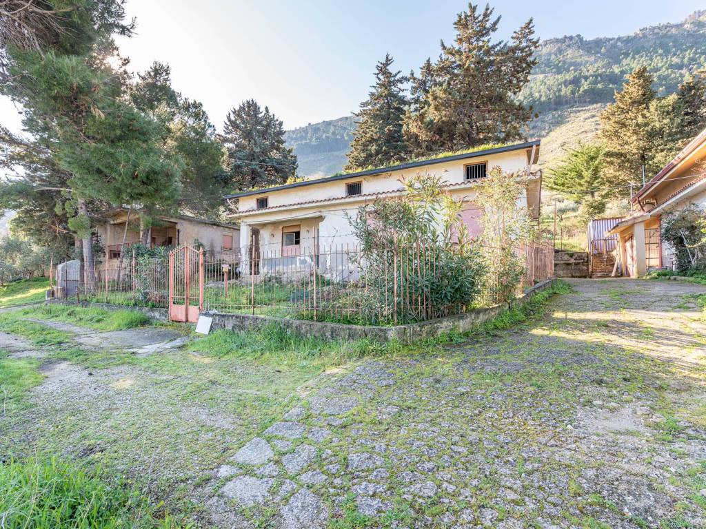 Villa a Altofonte in Via Ferrovia Est, 23 - Foto 4