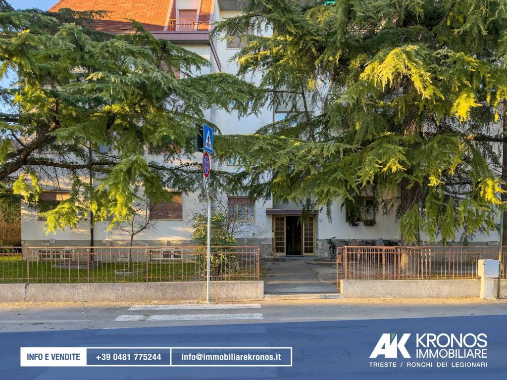 Appartamento a Monfalcone in Via Aris, 45 - Foto 2