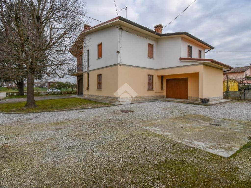 Casa indipendente a Poggio renatico in Via Chiesa Vecchia, 3 - Foto 3
