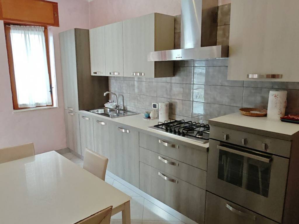 Appartamento a Gaeta in Via degli Eucalipti, 5 - Foto 2