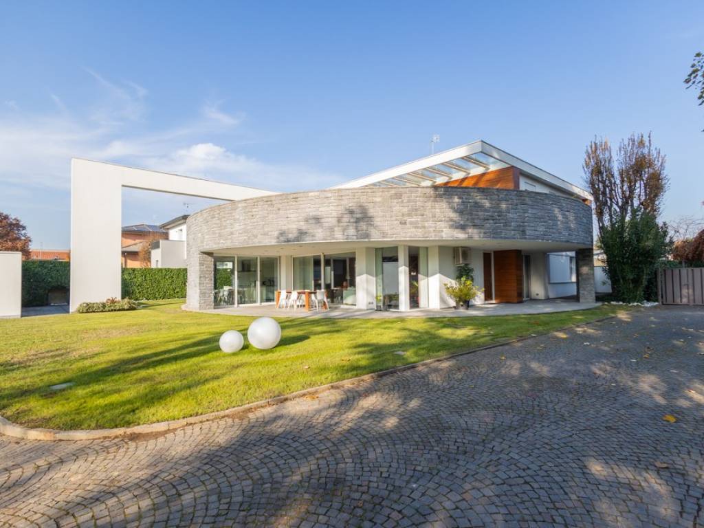 Villa a Mariano comense in Via San Francesco, 38 - Foto 1