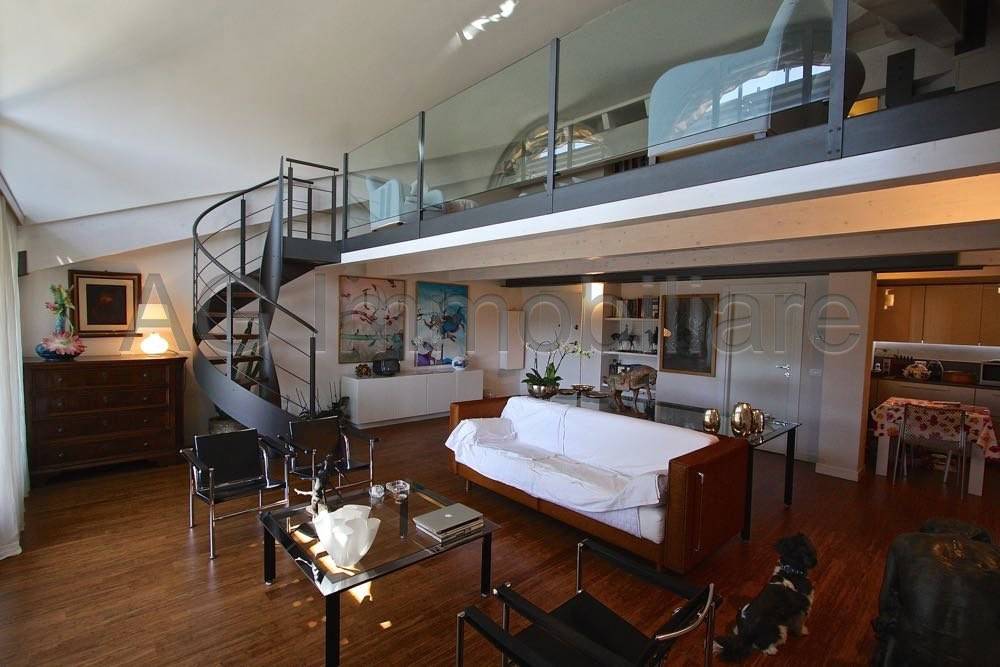 Attico / mansarda a Verbania in Via alla Castagnola, 1 - Foto 2