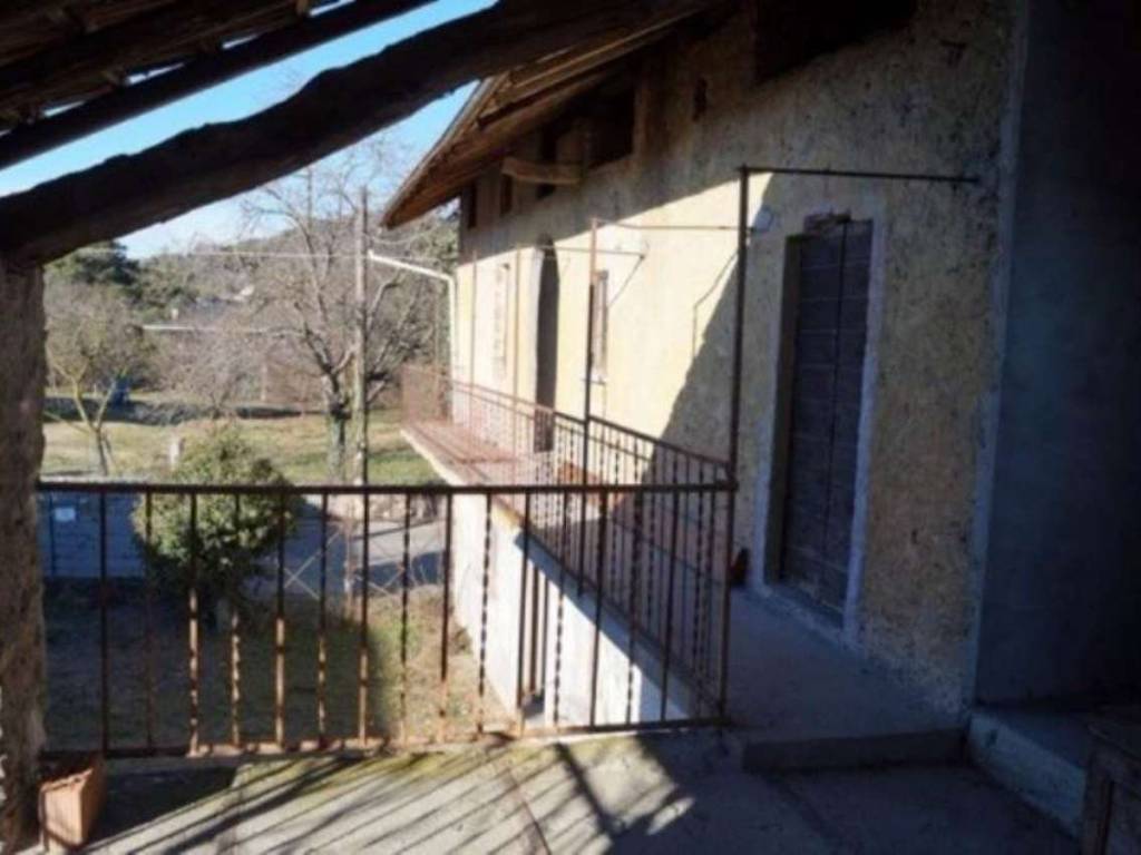 Rustico / casale a Angera in via Padova - Foto 4