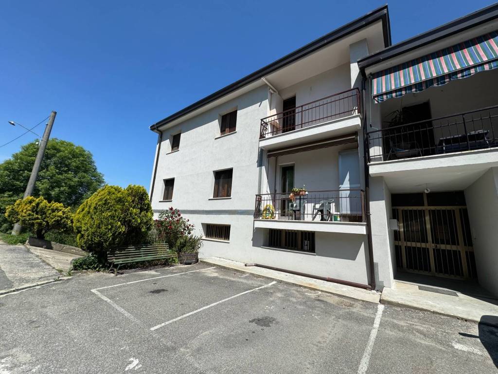 Appartamento a Canelli in Corso della Libertà, 19 - Foto 2