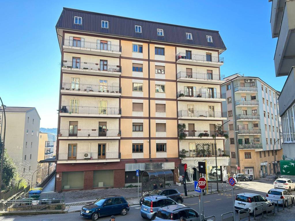 Appartamento a Potenza in Viale Guglielmo Marconi, 75 - Foto 2