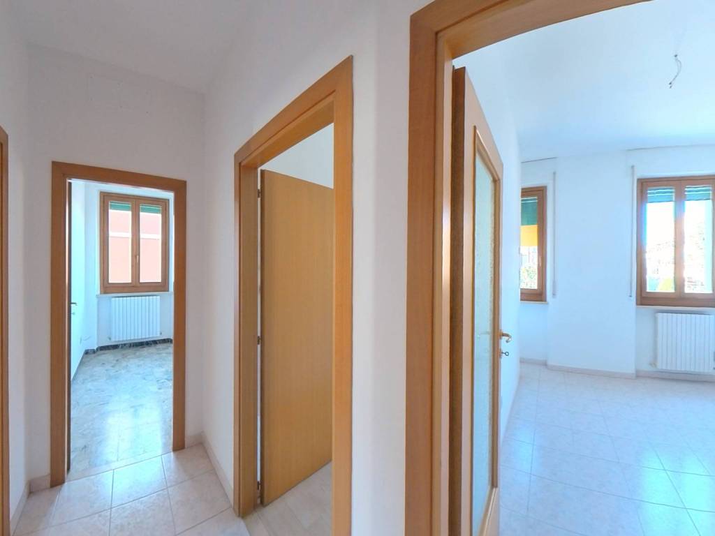 Appartamento a Monte roberto in Via Trento, 36 - Foto 2