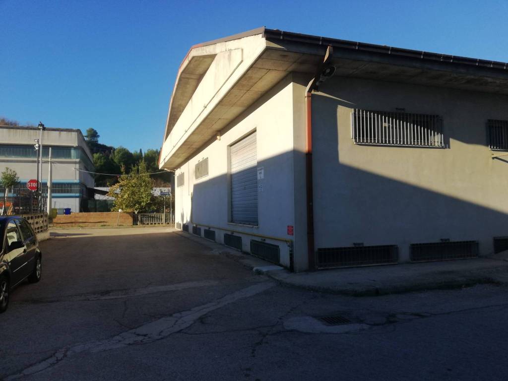 Immobile a Silvi in Strada Statale Adriatica - Foto 3
