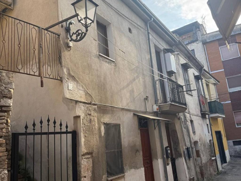 Casa indipendente a Benevento in Via Capitano Luca Mazzella - Foto 2