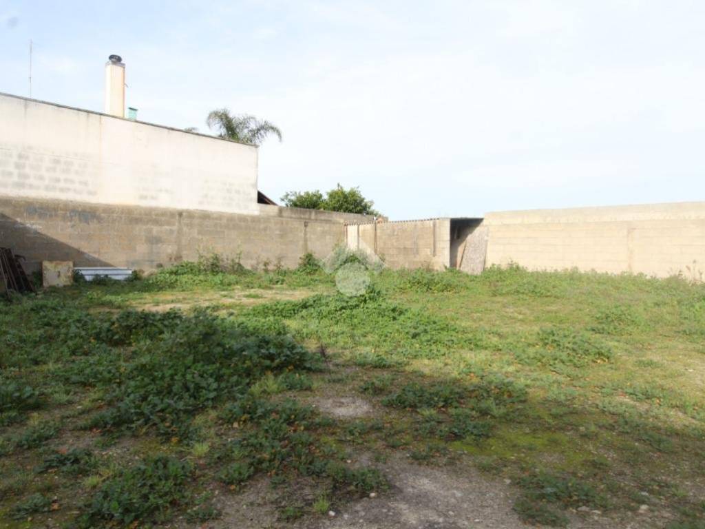 Terreno a Brindisi in Via Saverio Mercadante, 44 - Foto 4